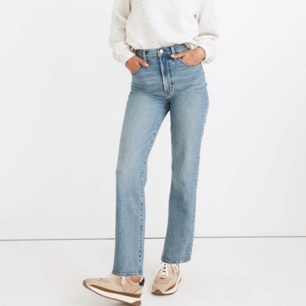 Light Blue High-Rise Straight Jeans - Women
